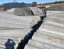 Cực tiện ích được xử lý chống ăn mòn