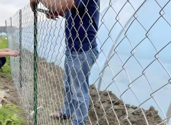 Chain Link Fence / Diamond Mesh Fence