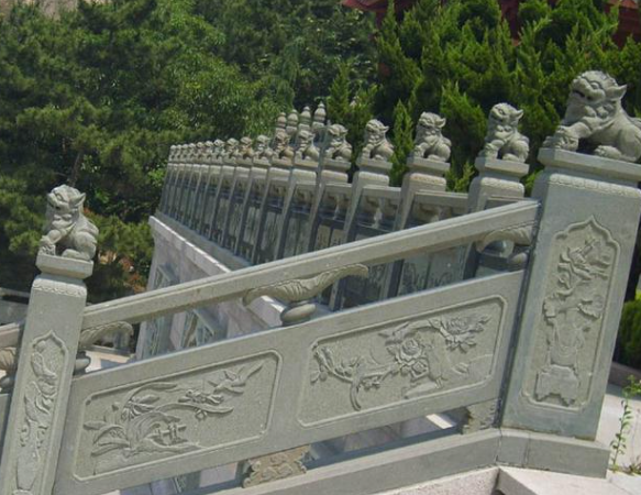 Garden Stone Balustrades: Types, Cost, Installation, and Maintenance