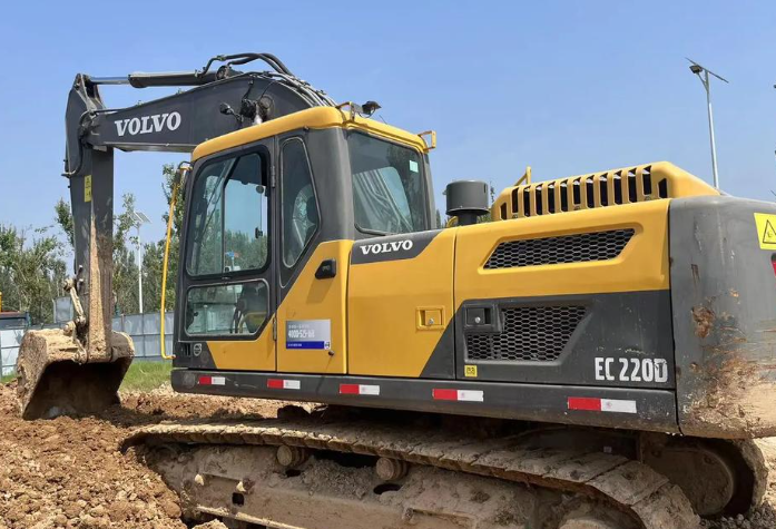 Volvo EC220E Crawler Excavator
