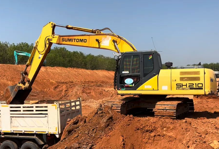 Sumitomo SH210-6 Hydraulic Excavator
