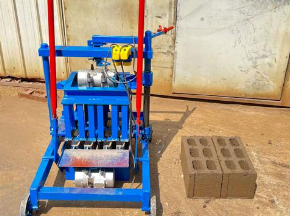 Concrete Block Making Machine