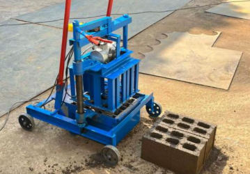 Concrete Block Making Machine