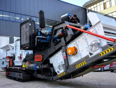 Mobile concrete crusher