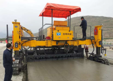 Concrete Slipform Paver