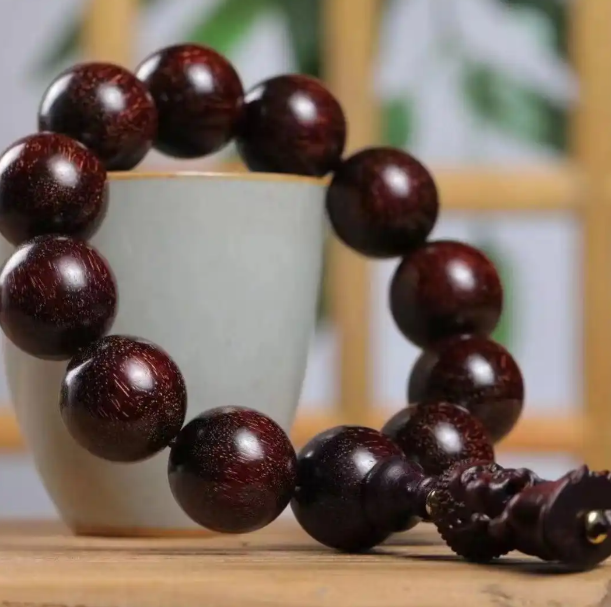 Classic Red Rosewood Daily Bracelet