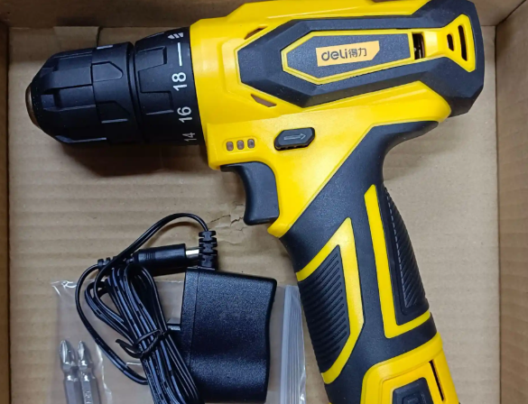 Cordless Drill/Driver Kit