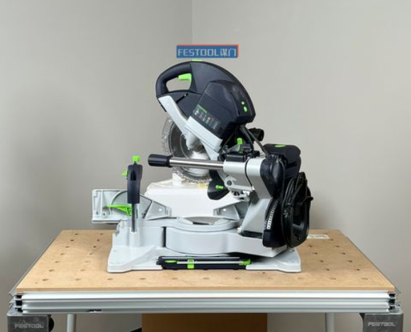 Compound Miter Saw