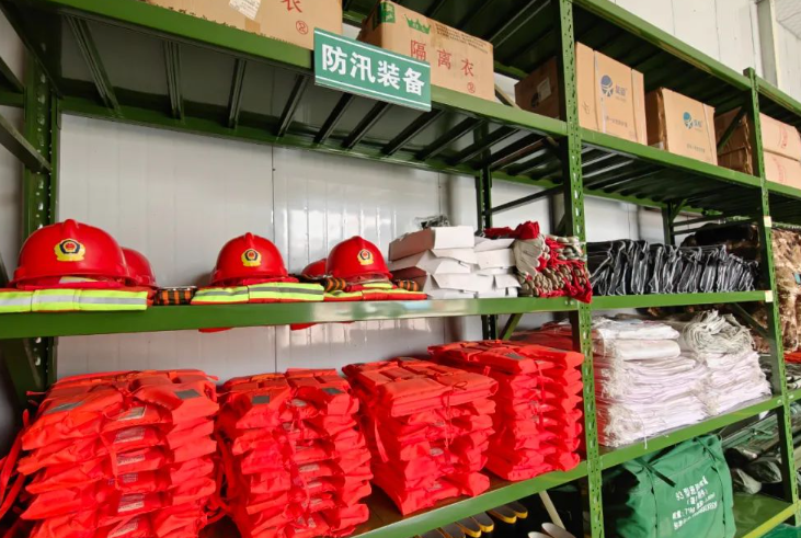Temporary Emergency Supplies Warehouse