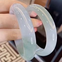 Premium Jade Bangle, Skin-Friendly