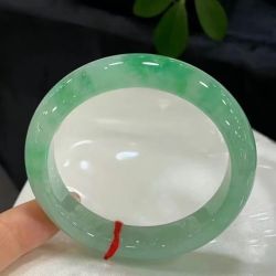Authentic Jade Bracelet, Elegant Style