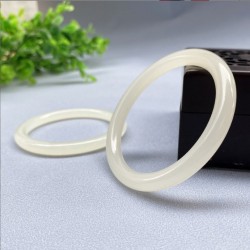 Jade Bangle, Stone’s Elegance for <span>Daily</span> Wear