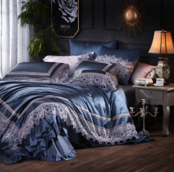 Classic Striped <span>Linen</span> 4-Piece <span>Bedding</span> Set