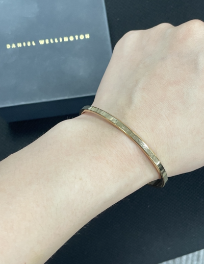 Bracelet breloque plaqué or rose