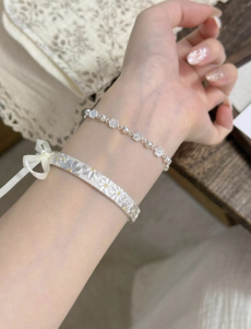 Sterling Silver Elegance Bangle