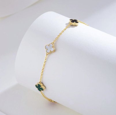 Bracelet breloque plaqué or 18K