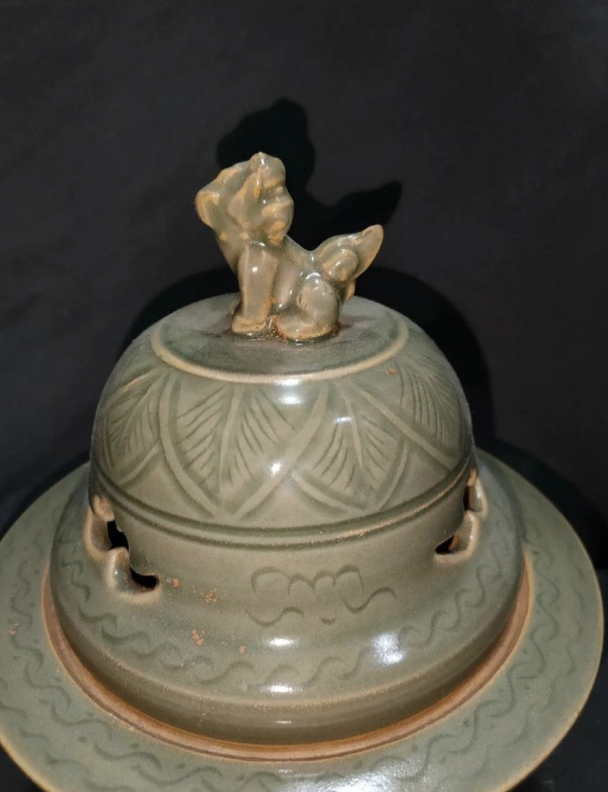 Chinese Ceramic Incense Burner with Stand