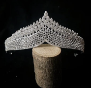 Modern Minimalist Hair Crown