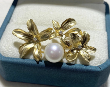 Floral Pearl Hair Crown