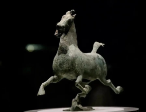Classic Bronze Horse Sculpture