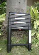 Titanium Alloy Mountaineering Folding Ladder