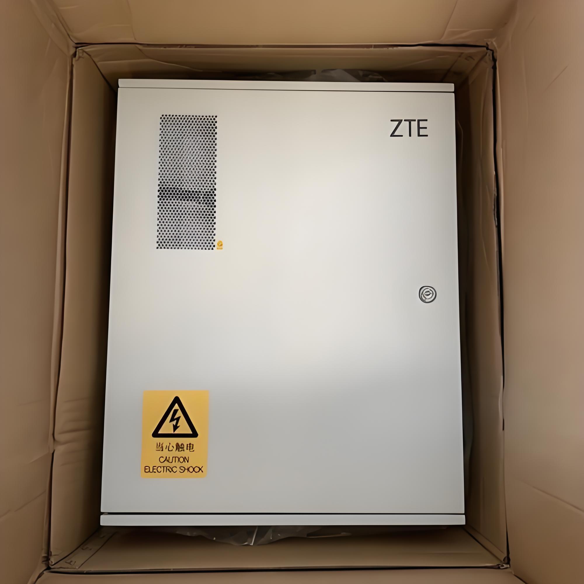 Kabinet Daya Kecil Dinding