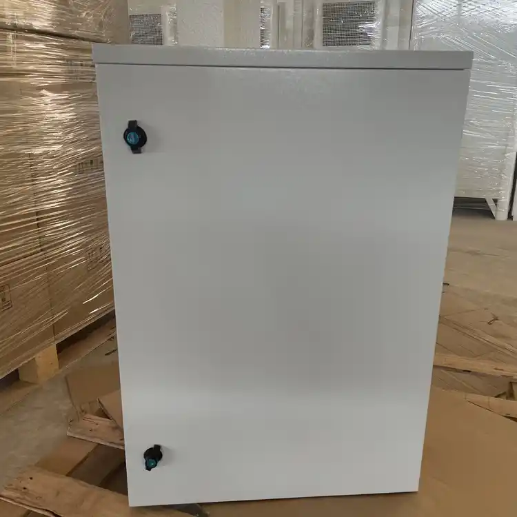 Kabinet Daya Tahan Air IP67 Luar Ruangan