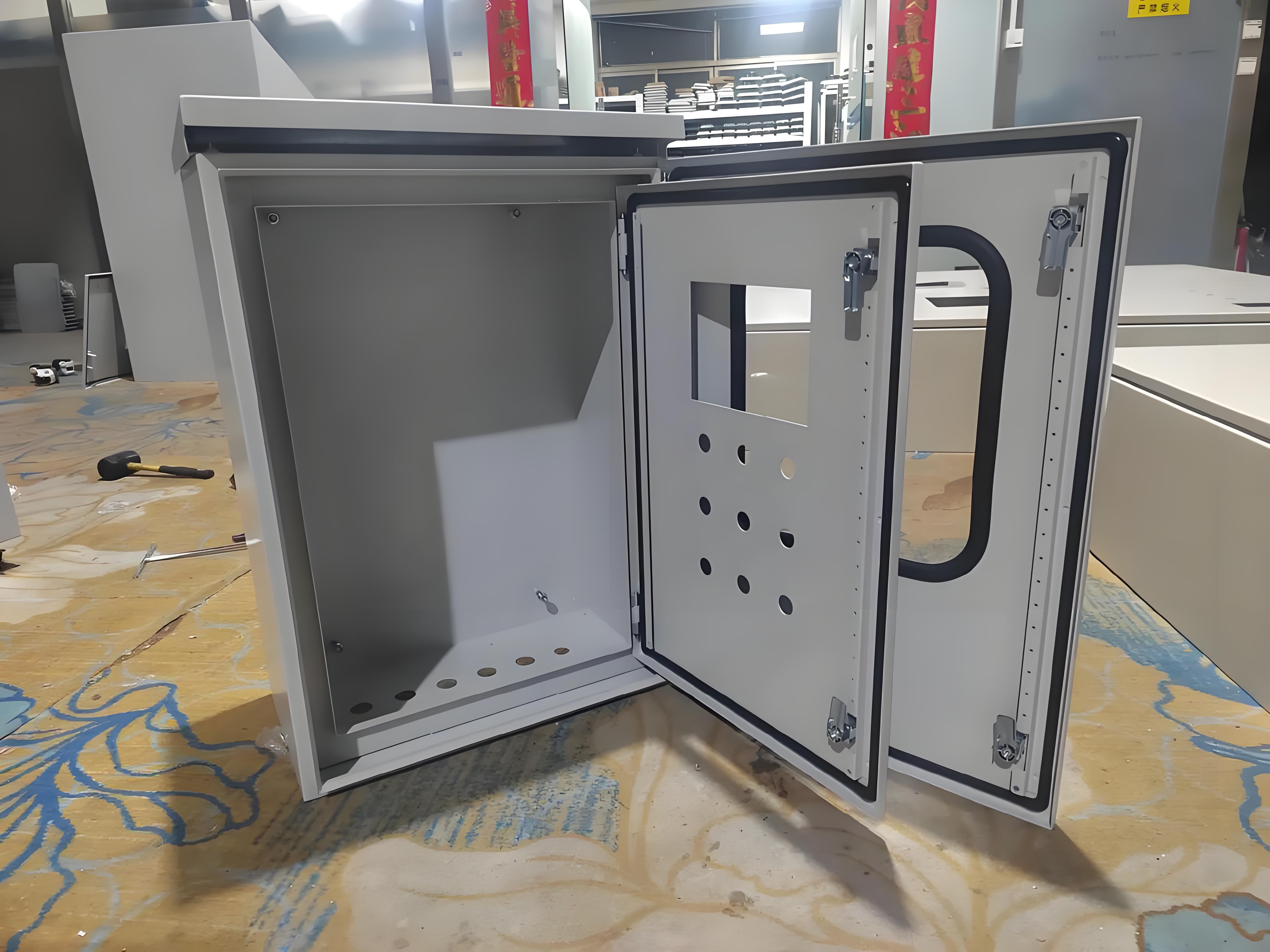 Kabinet Daya Tahan Air IP67 Luar Ruangan