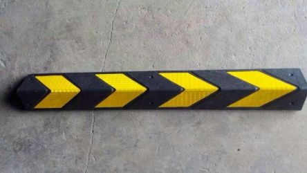 Flame-Retardant Polymer Tunnel Corner Guard