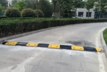 Adjustable-Height Parking Garage Speed Bump