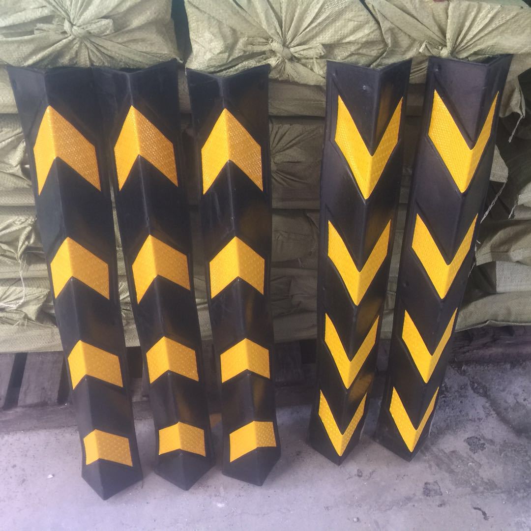 Heavy Duty Rubber Reflective Wall Corner Guard
