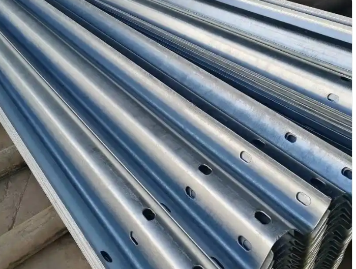 Rambarde Thrie-Poutre résistante de route de montagne