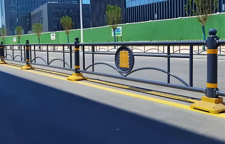 Decorative Landscape Traffic Guardrail