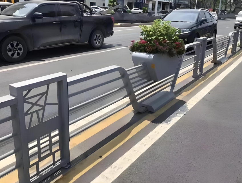 Decorative Landscape Traffic Guardrail
