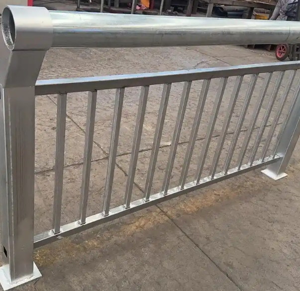 รั้วทางเท้าอลูมิเนียมคนเดินเท้าเทศบาล