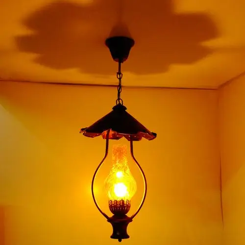 ヴィンテージ鉄ガラス装饰的なランタン