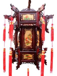 Lanterne de palais sculptée en palissandre chinois