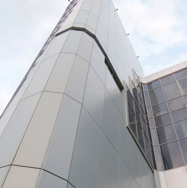 Tường màn nhôm veneer phủ fluorocarbon