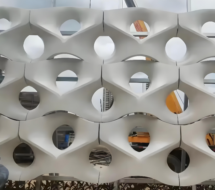 Tường lan can tấm ốp nhôm cong hình dạng đặc biệt