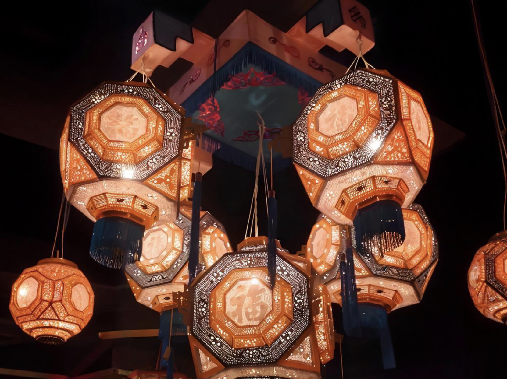 Xiashi針ピアス骨なし無形文化遺産ランタン