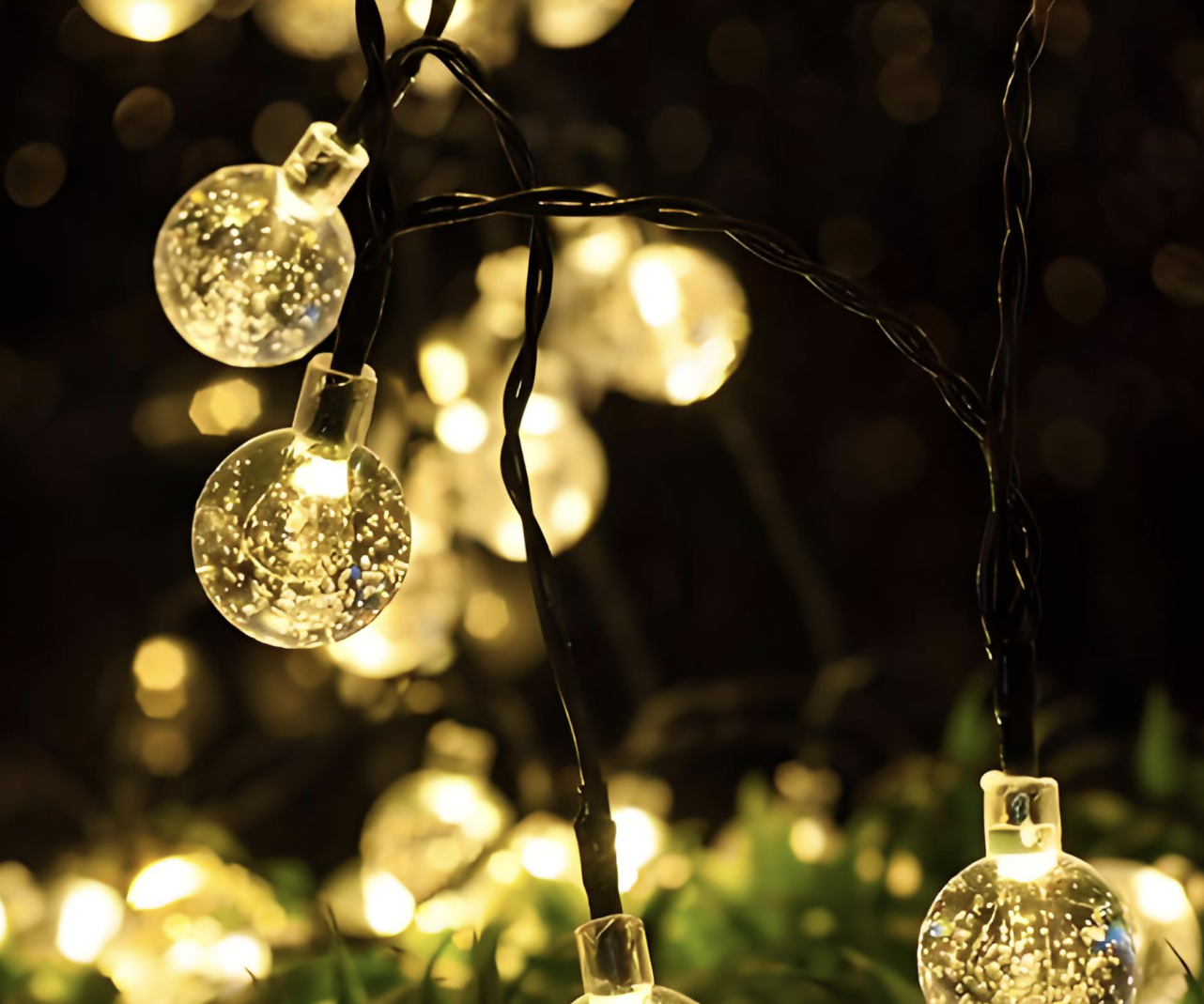 Solar-Powered Outdoor Waterproof Globe String Lights