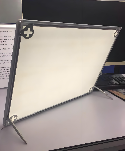 デスクトップ磁気広告LEDライトボックス