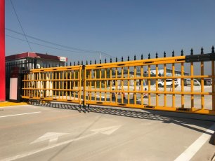 Heavy-Duty Fence Barrier Gate for Industrial Zones
