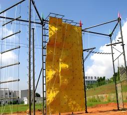Modular Natural Rock Climbing Frame