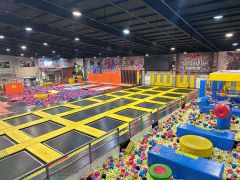 Parent-child Interactive Trampoline Maze Set