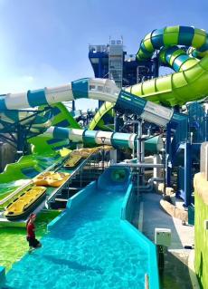 อุปกรณ์ขี่น้ำแบบสายซิปทางอากาศที่แข่งขันได้