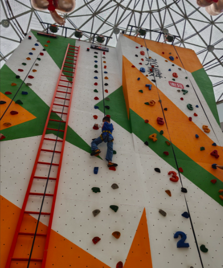 高高度拡大トレーニング登山壁パネルシステム