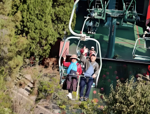 Téléphérique bas de montagne axé sur la famille