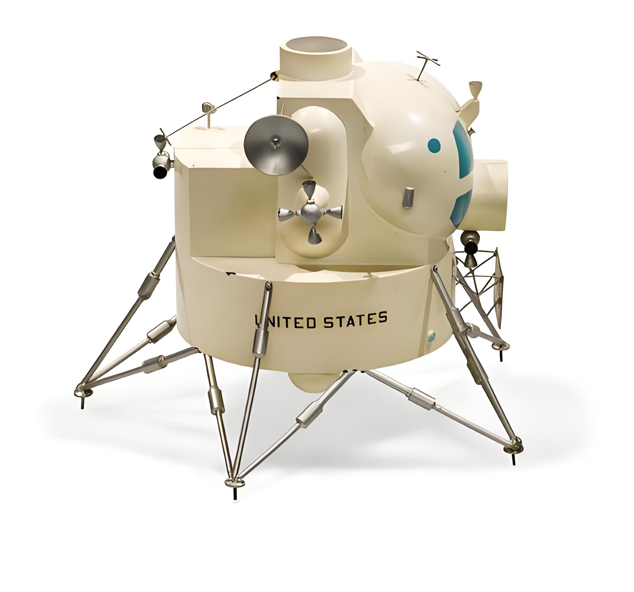 Space Carpet Airship Ride