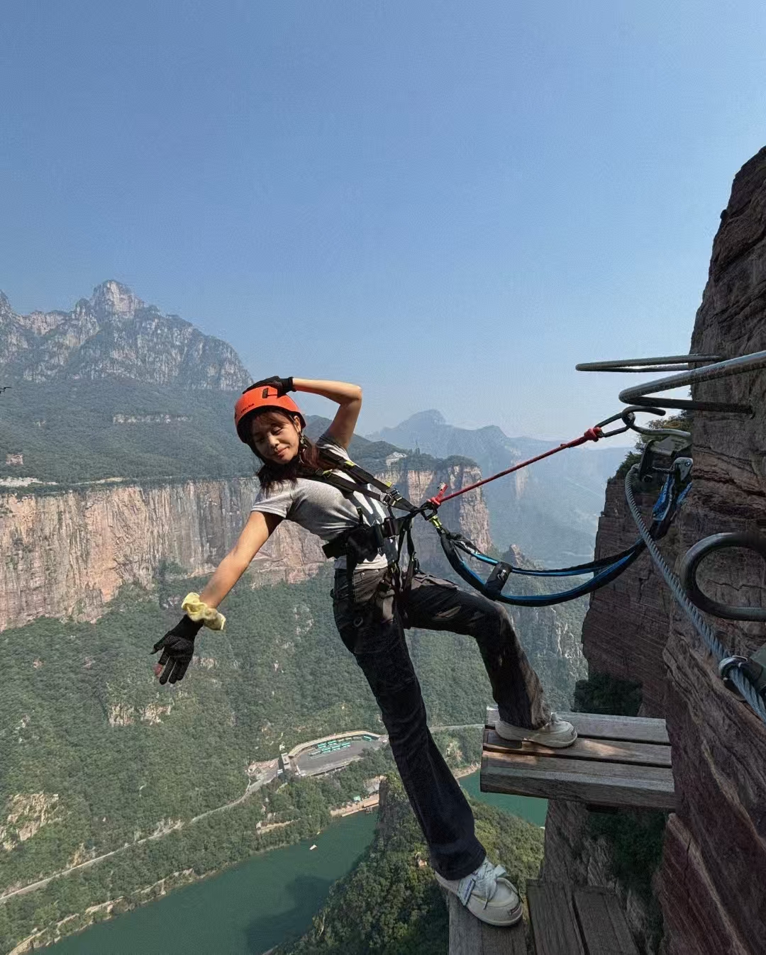 Extreme 180 ° Angle Cliff Swing สำหรับ Adventure Parks